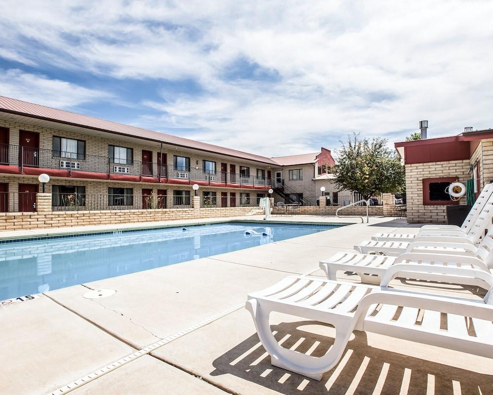 Econo Lodge Cortez Near Mesa Verde Buitenkant foto